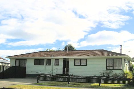 Photo of property in 80 Atherfold Crescent, Greenmeadows, Napier, 4112