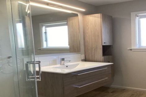 Photo of property in 11 Pembroke Street, Avondale, Christchurch, 8061