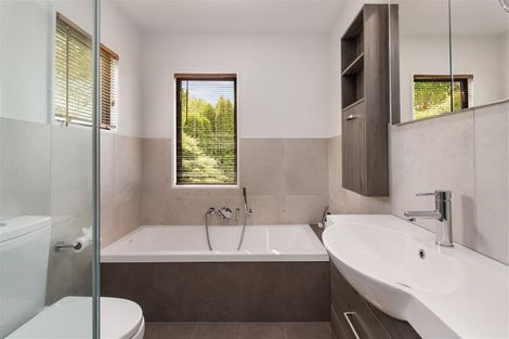 Photo of property in 77a Watford Street, Strowan, Christchurch, 8052