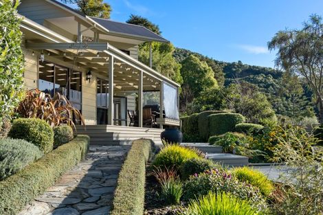 Photo of property in 99 Moenui Road, Havelock, Picton, 7281