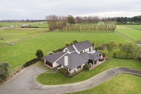 Photo of property in 84 Oroua Road, Kairanga, Palmerston North, 4475