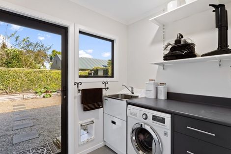 Photo of property in 12 Pascal Place, Flagstaff, Hamilton, 3210