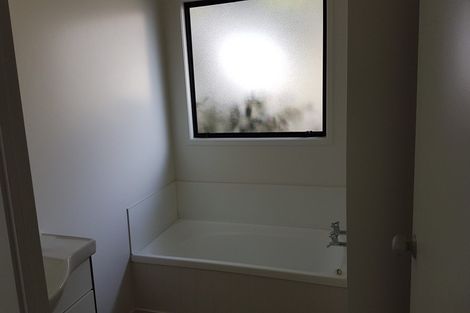 Photo of property in 49a Garland Drive, St Andrews, Hamilton, 3200