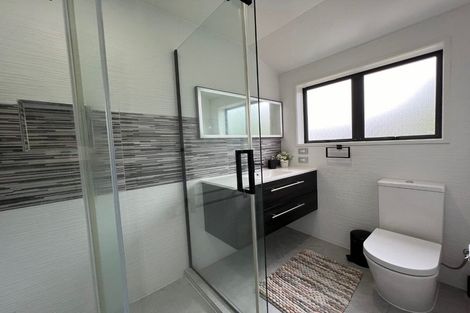 Photo of property in 5a Lloyd Avenue, Papatoetoe, Auckland, 2025