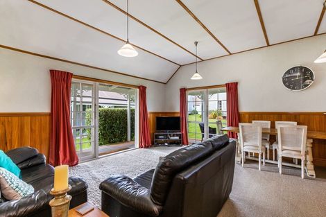 Photo of property in 11/30 Sorrento Drive, Rangatira Park, Taupo, 3330