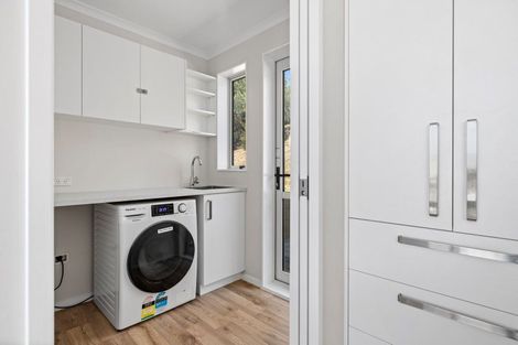 Photo of property in 5 Tama Road, Riversdale Beach, Masterton, 5872