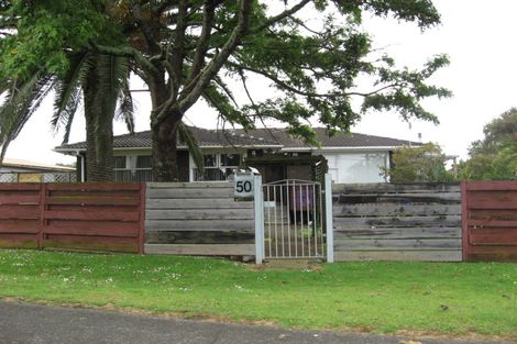 Photo of property in 50 Wallace Road, Mangere Bridge, Auckland, 2022