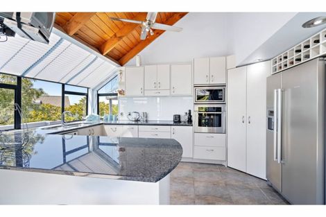 Photo of property in 15 Park Rise, Campbells Bay, Auckland, 0630