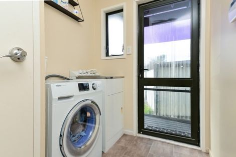 Photo of property in 54 Ross Crescent, Fairfield, Hamilton, 3214