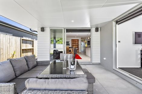 Photo of property in 67 Awatira Drive, Papamoa Beach, Papamoa, 3118