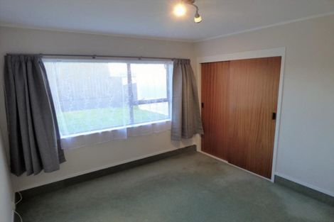 Photo of property in 17a Edgewater Parade, Waiuku, 2123