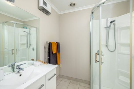 Photo of property in 1/156 Blighs Road, Strowan, Christchurch, 8052