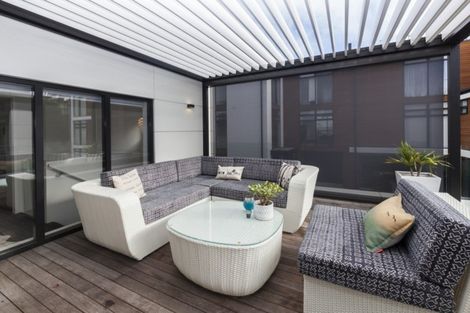 Photo of property in 26a Peterborough Street, Christchurch Central, Christchurch, 8013