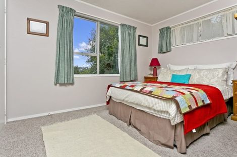 Photo of property in 57 Oaktree Avenue, Browns Bay, Auckland, 0630