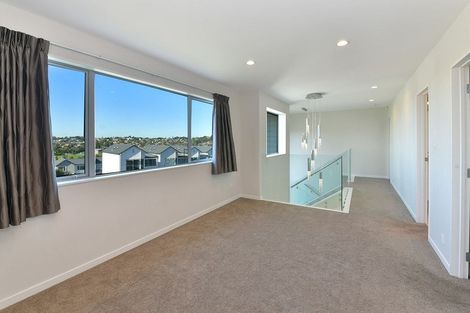 Photo of property in 23 Galbraith Greens, Silverdale, 0932