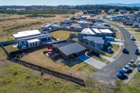 Photo of property in 18 Story Street, Foxton Beach, Foxton, 4815