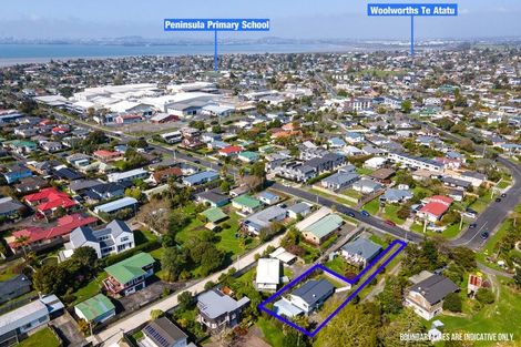 Photo of property in 2/23 Tawa Road, Te Atatu Peninsula, Auckland, 0610