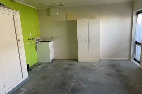 Photo of property in 49 Lyndhurst Street, Takaro, Palmerston North, 4412