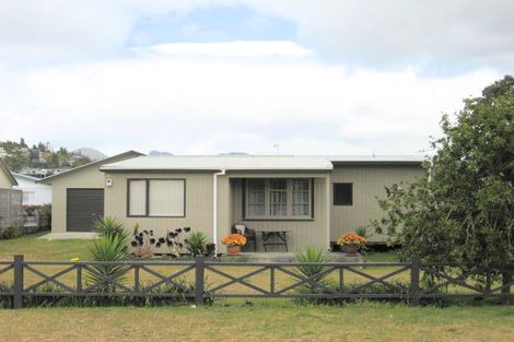 Photo of property in 109 Kiwi Road, Whangamata, 3620