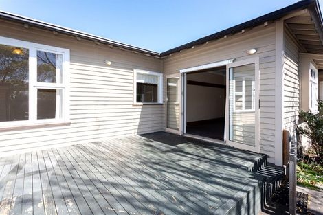Photo of property in 6 Norwood Street, Beckenham, Christchurch, 8023