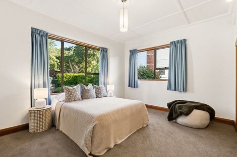 Photo of property in 5 Puriri Street, Woburn, Lower Hutt, 5010
