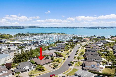 Photo of property in 105 Pine Harbour Parade, Beachlands, Auckland, 2018