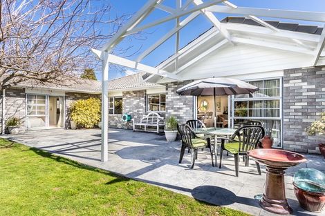 Photo of property in 3 Papawai Grove, Waikanae, 5036