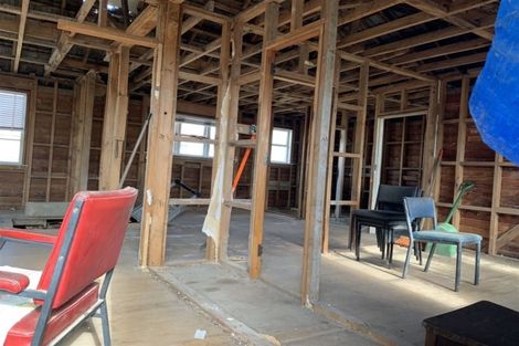 Photo of property in 1/121 Matipo Road, Te Atatu Peninsula, Auckland, 0610