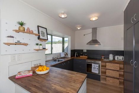 Photo of property in 39 Akatarawa Road, Reikorangi, Waikanae, 5391