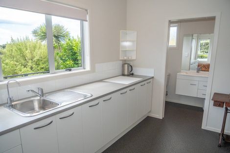 Photo of property in 34 Opoi Lane, Cable Bay, 0420