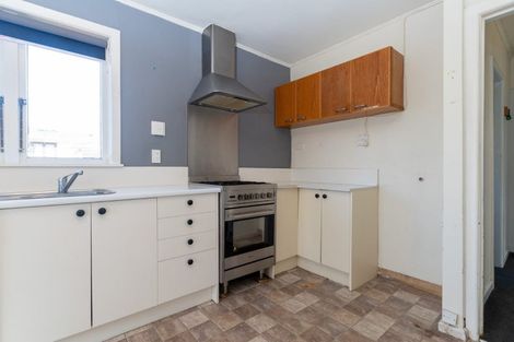 Photo of property in 1/38 Godley Road, Green Bay, Auckland, 0604