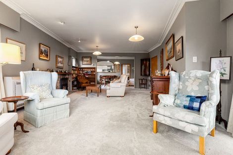Photo of property in 24 Queen Street, Cambridge, 3434