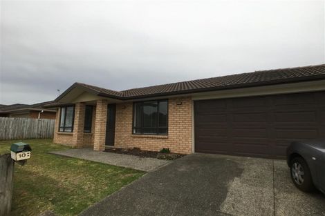 Photo of property in 10 Mt Lebanon Crescent, The Gardens, Auckland, 2105