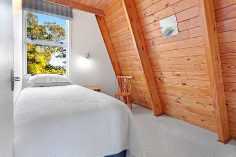 Photo of property in 34 Ferry Parade, Herald Island, Auckland, 0618