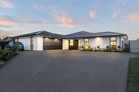 Photo of property in 54 The Esplanade, Pegasus, 7612