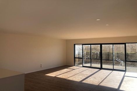 Photo of property in 59 Hayfield Way, Karaka, Papakura, 2113