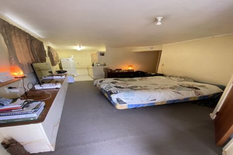 Photo of property in 292 Main Road, Tawa, Wellington, 5028