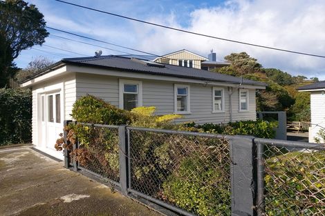 Photo of property in 40 Dominion Park Street, Johnsonville, Wellington, 6037