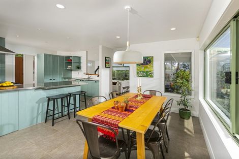 Photo of property in 2/305 Lake Road, Hauraki, Auckland, 0622