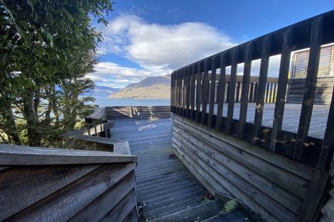 Photo of property in 7a Von Place, Fernhill, Queenstown, 9300