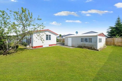 Photo of property in 73 Calthorp Close, Favona, Auckland, 2024