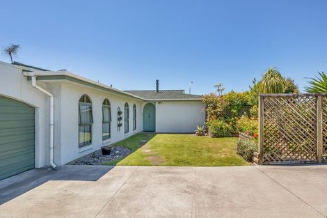 Photo of property in 1 Lantana Avenue, Bell Block, New Plymouth, 4312