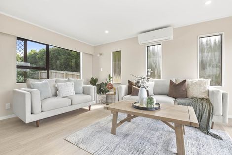 Photo of property in 47 Amorino Drive, Red Beach, 0932