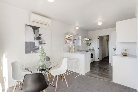 Photo of property in 1/23 Lake Road, Northcote, Auckland, 0627