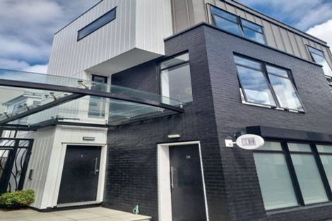 Photo of property in 2/5 Ebor Street, Te Aro, Wellington, 6011