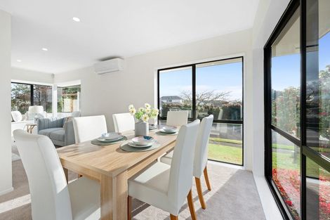 Photo of property in 26 Summermist Drive, Northpark, Auckland, 2013