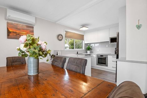 Photo of property in 70 Wharetoroa Drive, Rotoiti Forest, Rotorua, 3074