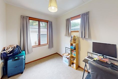 Photo of property in 6 Miles Place, Awapuni, Palmerston North, 4412