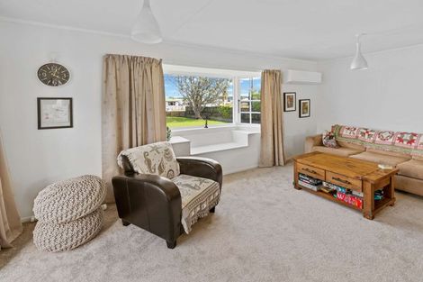 Photo of property in 61 Edinburgh Terrace, Foxton Beach, Foxton, 4815