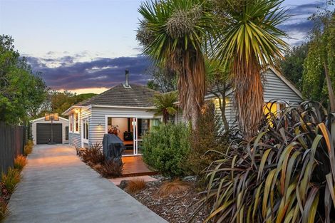 Photo of property in 269 Estuary Road, South New Brighton, Christchurch, 8062